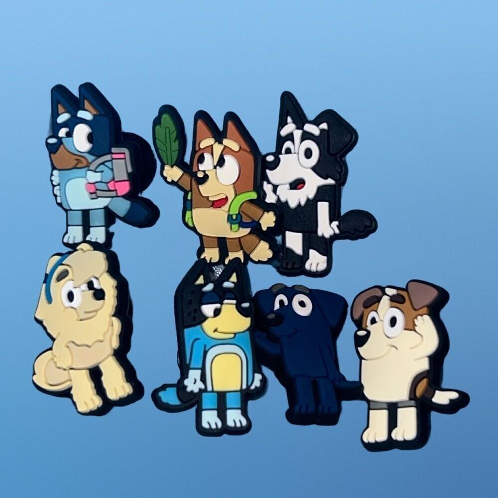 NEW 7 PC Bluey & Friends Shoe Charms #5 B15